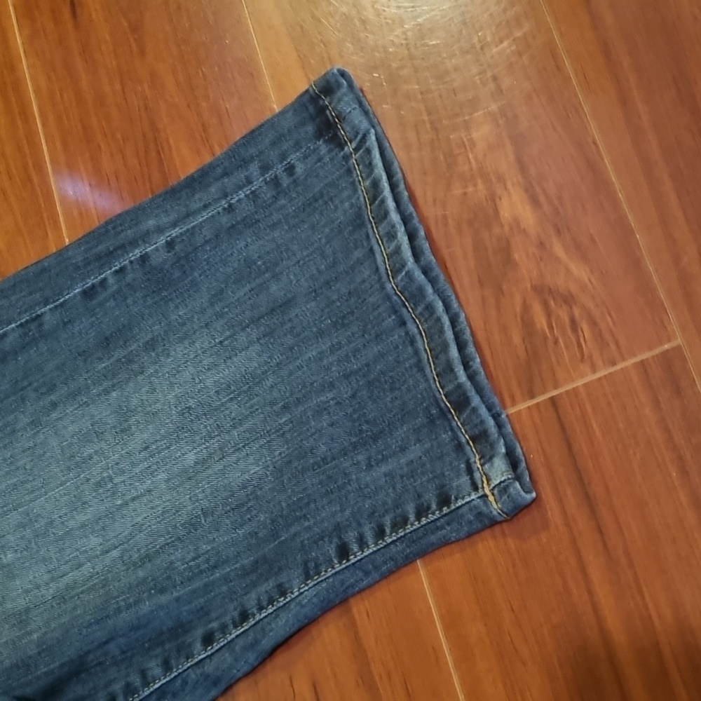 Banana Republic Denim Shorts Medium Wash Size 28/6 - Picture 5 of 12